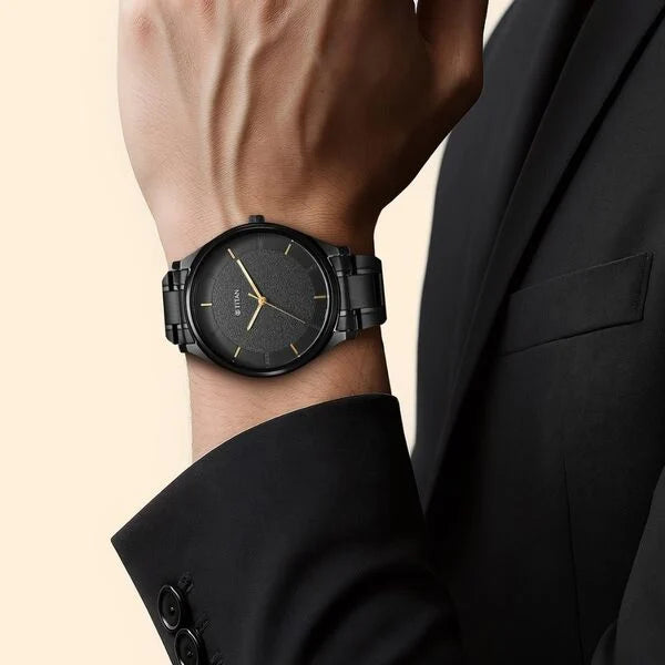 Titan Quartz Analog Silver Dial Watch for Men 1802NM01 - KRISHNA WATCH COMPANY