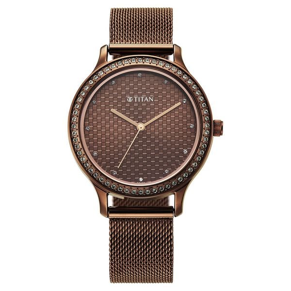 Titan Purple Superheads Quartz Analog Watch For Women 2634qm03 - KRISHNA WATCH COMPANY