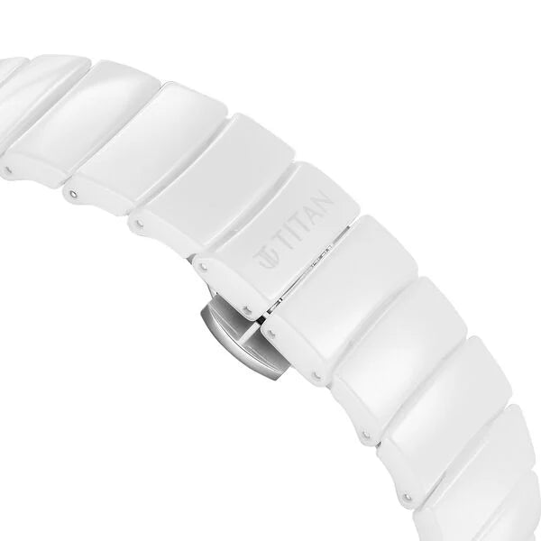 Titan Edge Squircle Quartz Analog White Dial Ceramic Strap Watch For Women 2757qc01