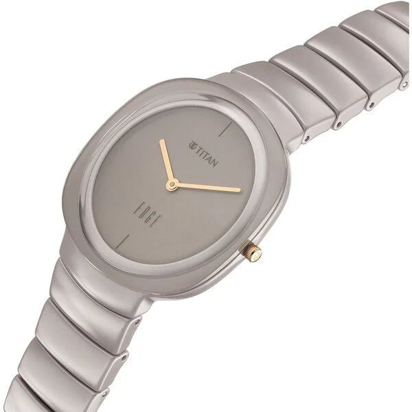 Titan Edge Squircle Quartz Analog Cream Dial Ceramic Strap Watch For Women 2757qc03