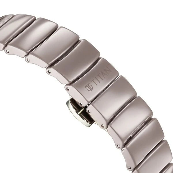 Titan Edge Squircle Quartz Analog Cream Dial Ceramic Strap Watch For Women 2757qc03