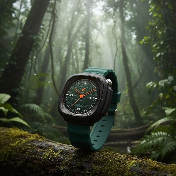 Fastrack Hype Adventure Quartz Analog Watch For Guys 38169pp02w