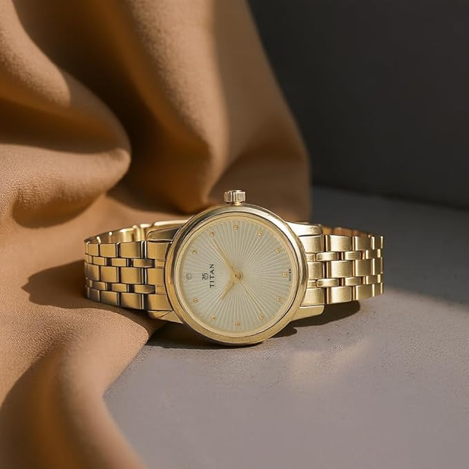 Titan Quartz Analog Champagne Round Watch For Women - 2593YM01 - KRISHNA WATCH COMPANY