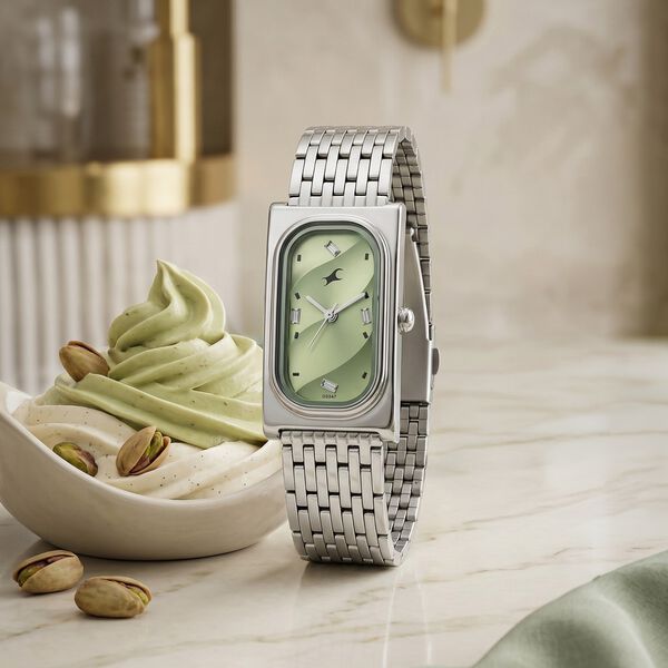 Fastrack Gelato silver analog bracelet watch with Matcha Green dial for Girls - 6328SM01