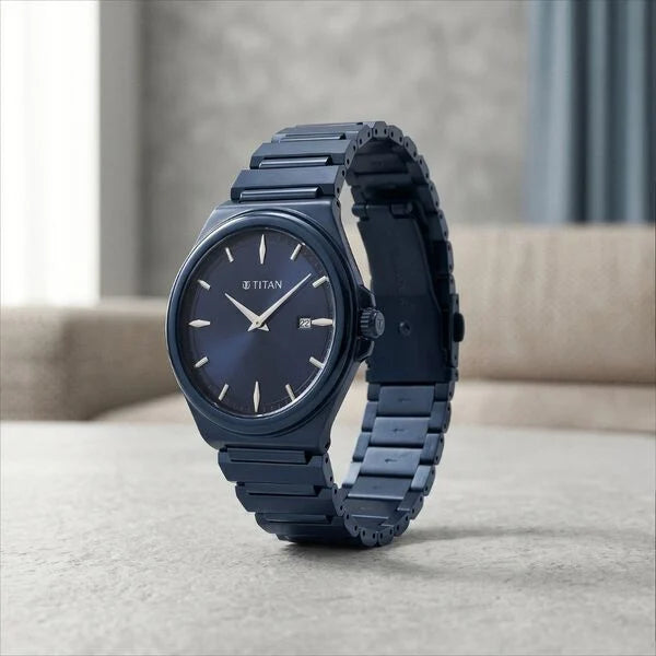 Titan Classique Sleek fit Quartz Analog Executive Style Watch 90261qm01