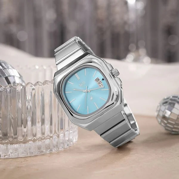 Vyb Pioneer By Fastrack Quartz Analog Watch For Guys fv30037sm01w