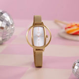 Vyb Charmer By Fastrack Quartz Analog Watch For Girls fv60037wm02w