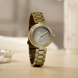 Vyb Aura By Fastrack Quartz Analog Watch For Girls fv60106km01w