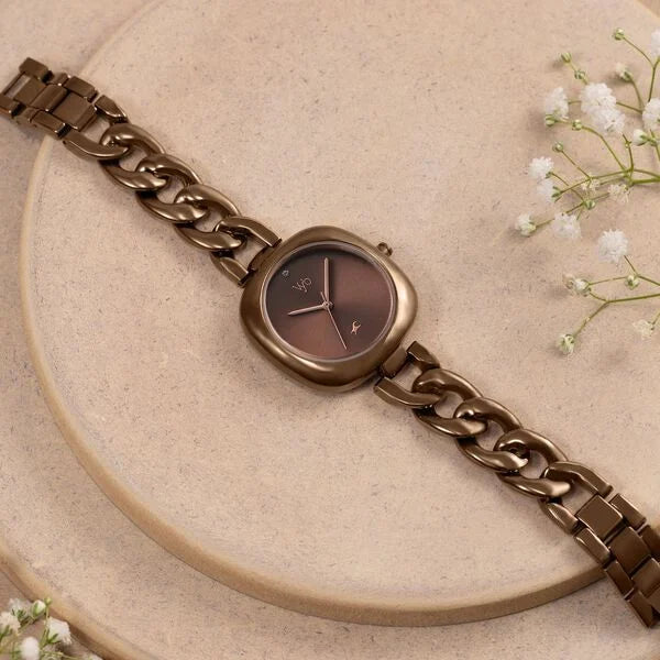 Vyb Spotlight By Fastrack Quartz Analog Watch For Girls fv60109qm01w