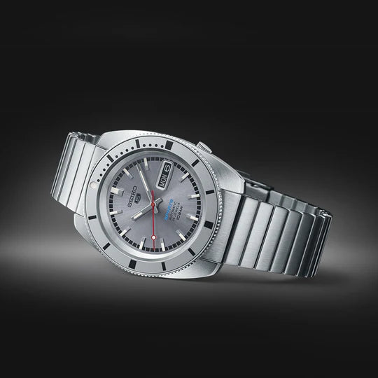 Seiko 5 Sports Pepper Black 1968 Recreation Limited Edition - SRPL05K1 - KRISHNA WATCH COMPANY