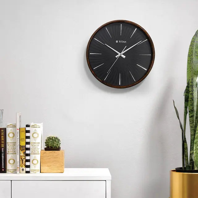 Titan Contemporary Brown Wall Clock - W0013PA01 - KRISHNA WATCH COMPANY