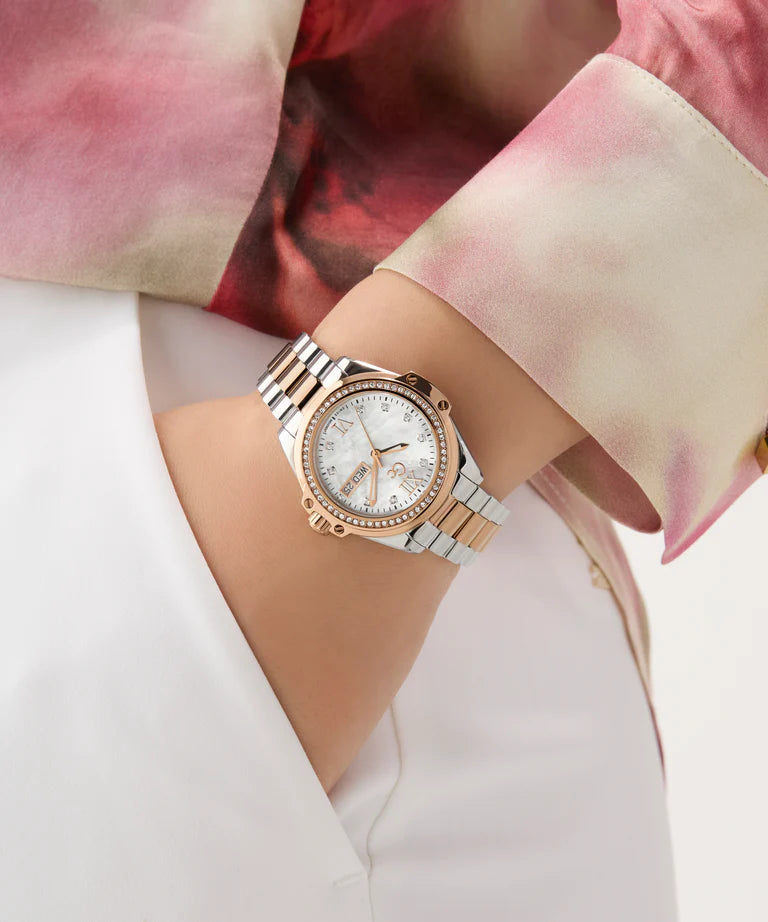 Gc Bolt Lady White Round Dial Analog Women Watch - Z53001L1 - KRISHNA WATCH COMPANY