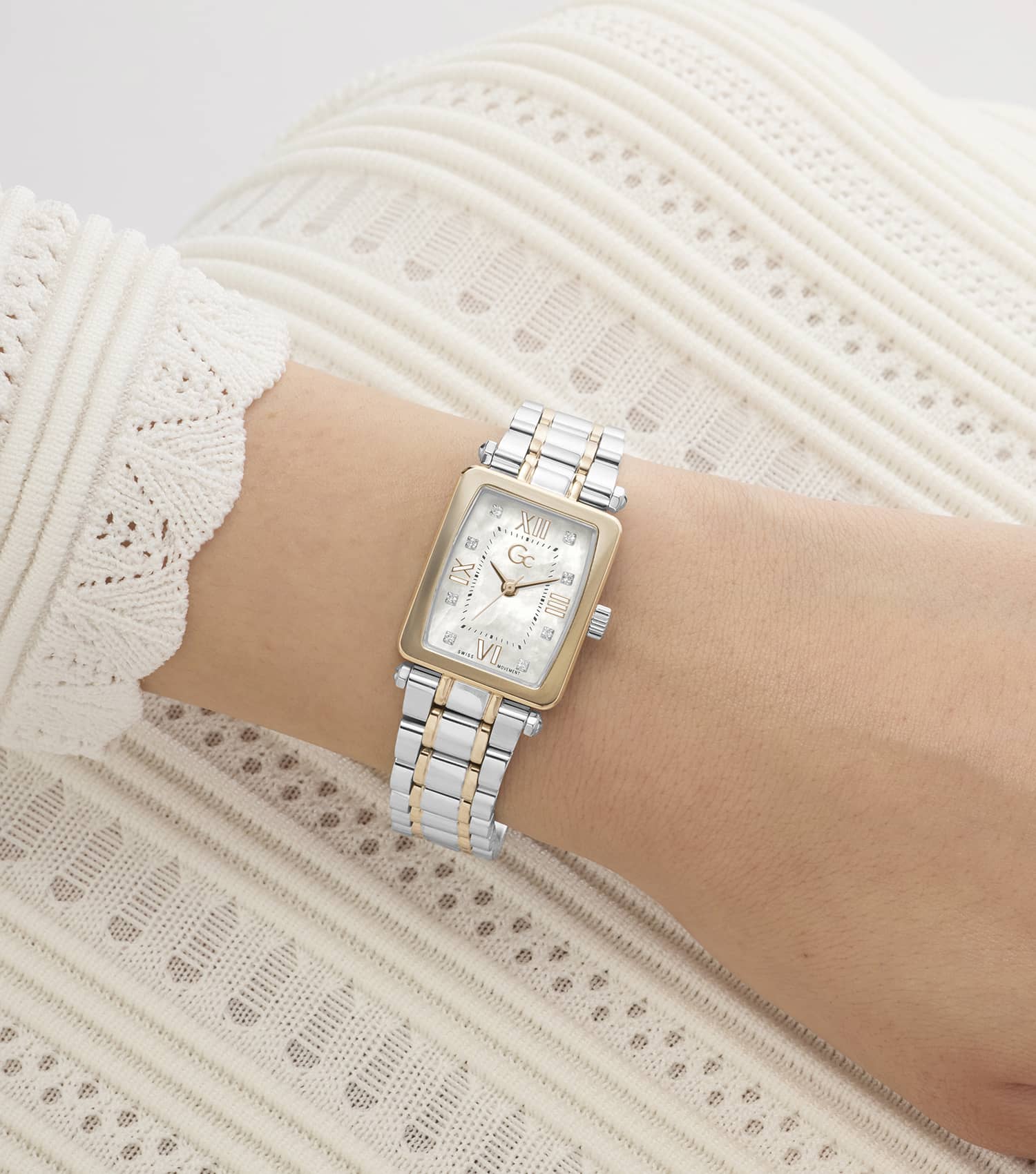 Gc Dress Women Quartz White Dial Analog Watch Z71001L1 - KRISHNA WATCH COMPANY