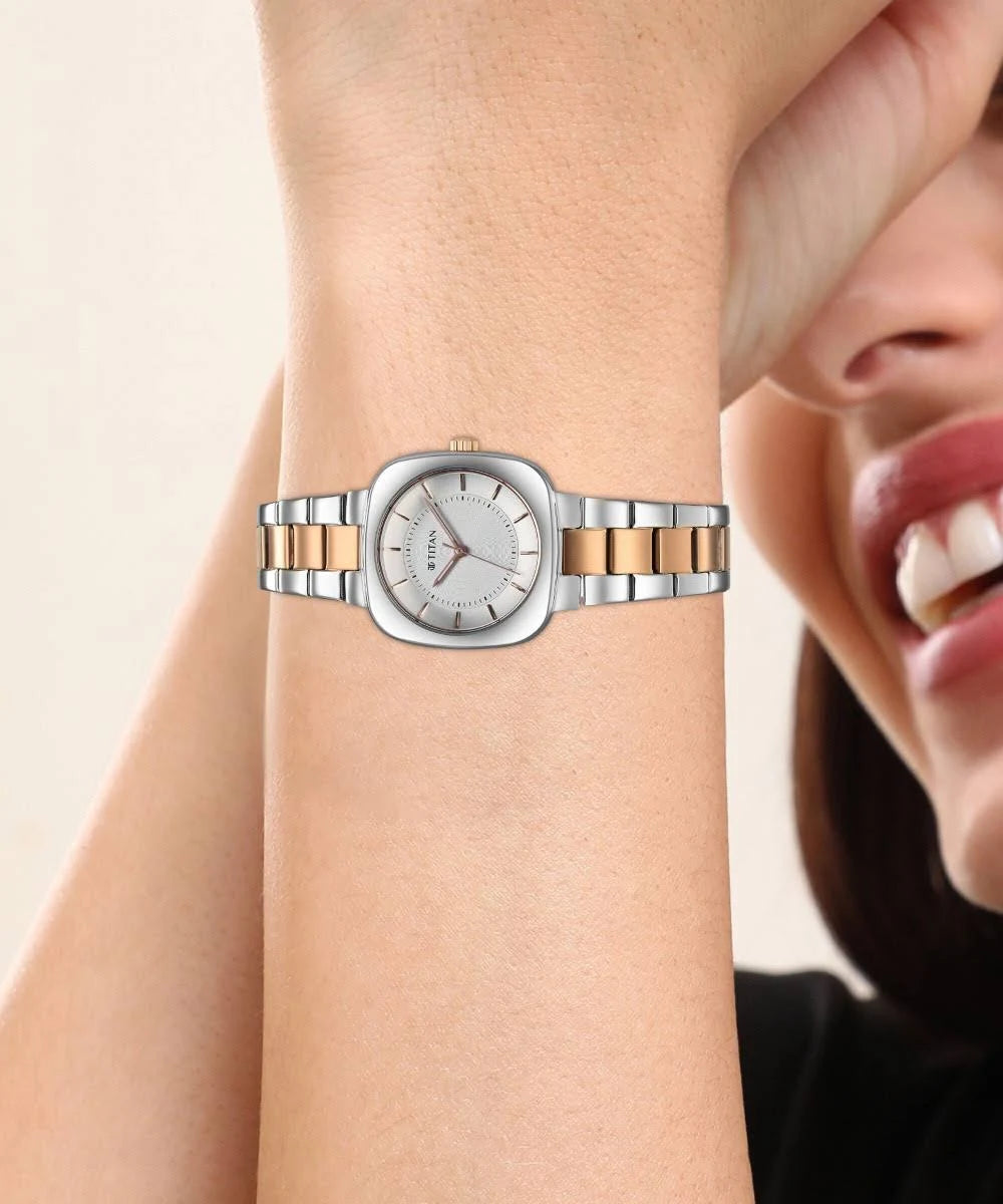 Titan Horizon Quartz Analog Watch For Women - 95296KM01 - KRISHNA WATCH COMPANY