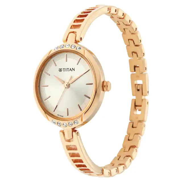 Titan Quartz Analog Silver Dial Metal Strap Watch for Women 2637wm01