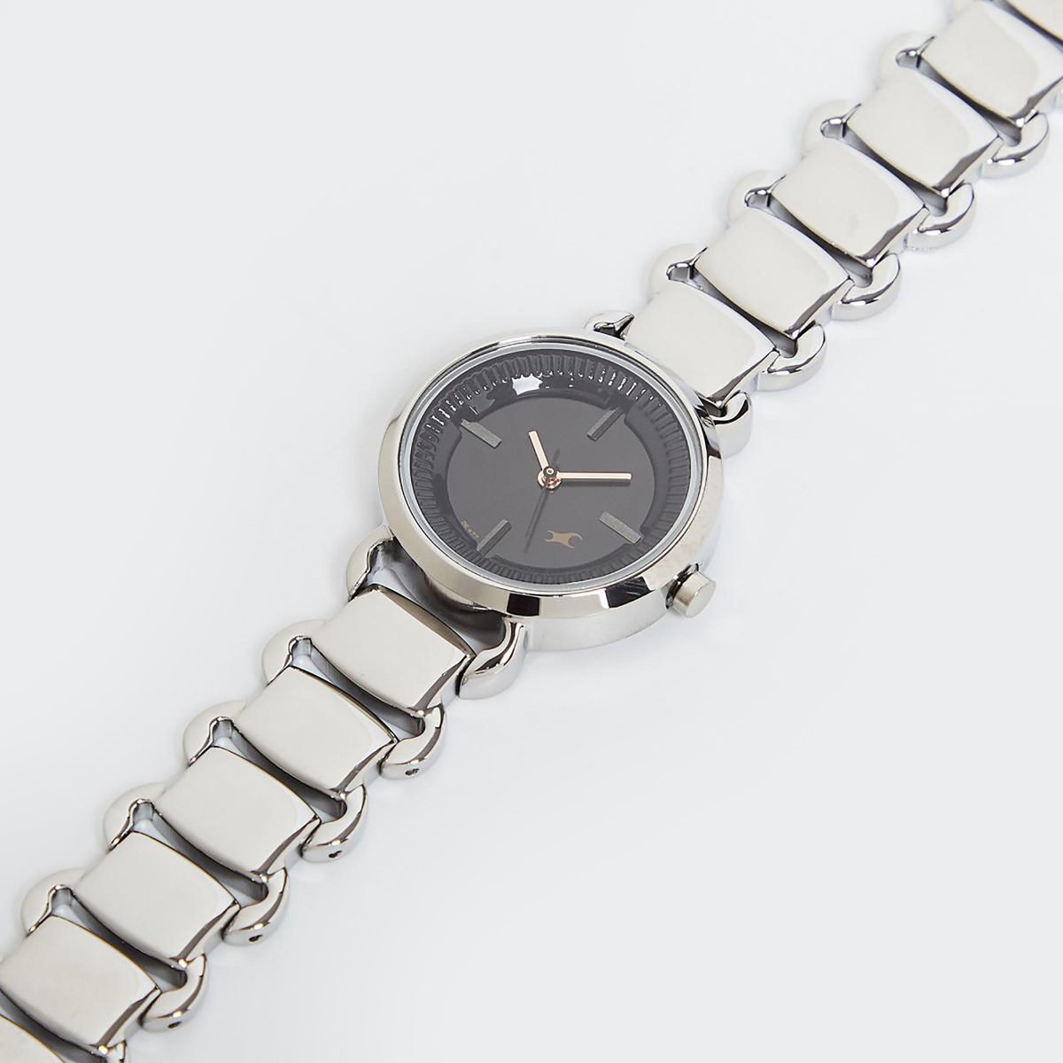 Fastrack Quartz Analog Black Dial Metal Strap Watch for Girls 6117SM01