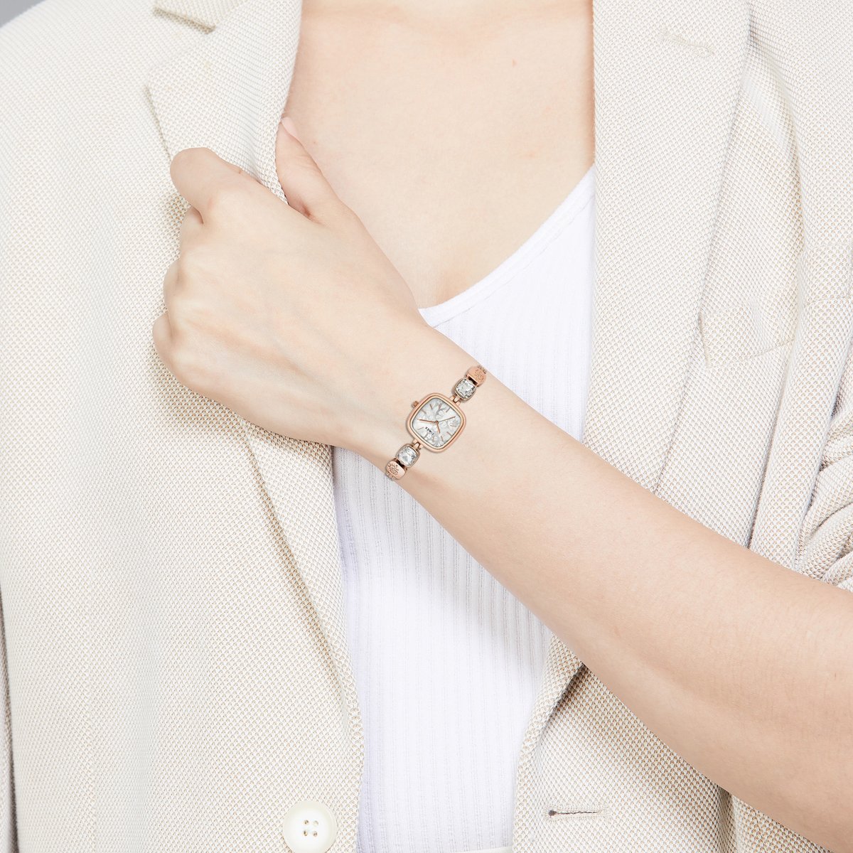 TIMEX Fria Women Silver Square Dial Analog Watch - TWEL21001