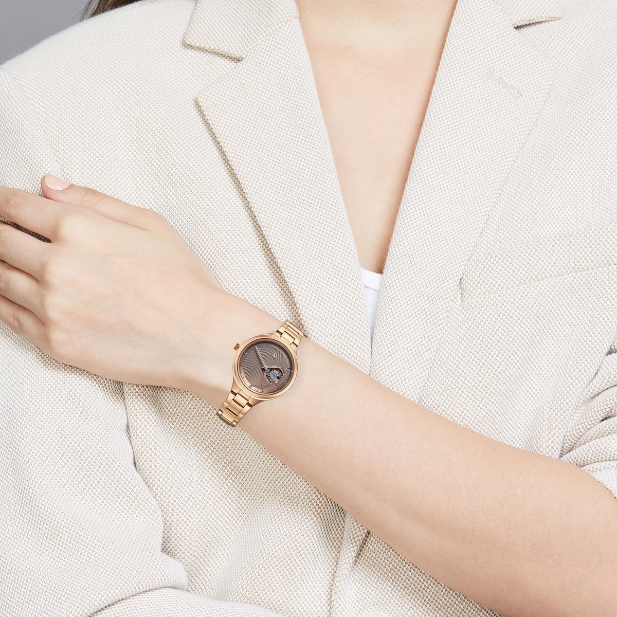 Fastrack Automatic Rose Gold Dial Metal Strap Watch For Girls 6310WM01