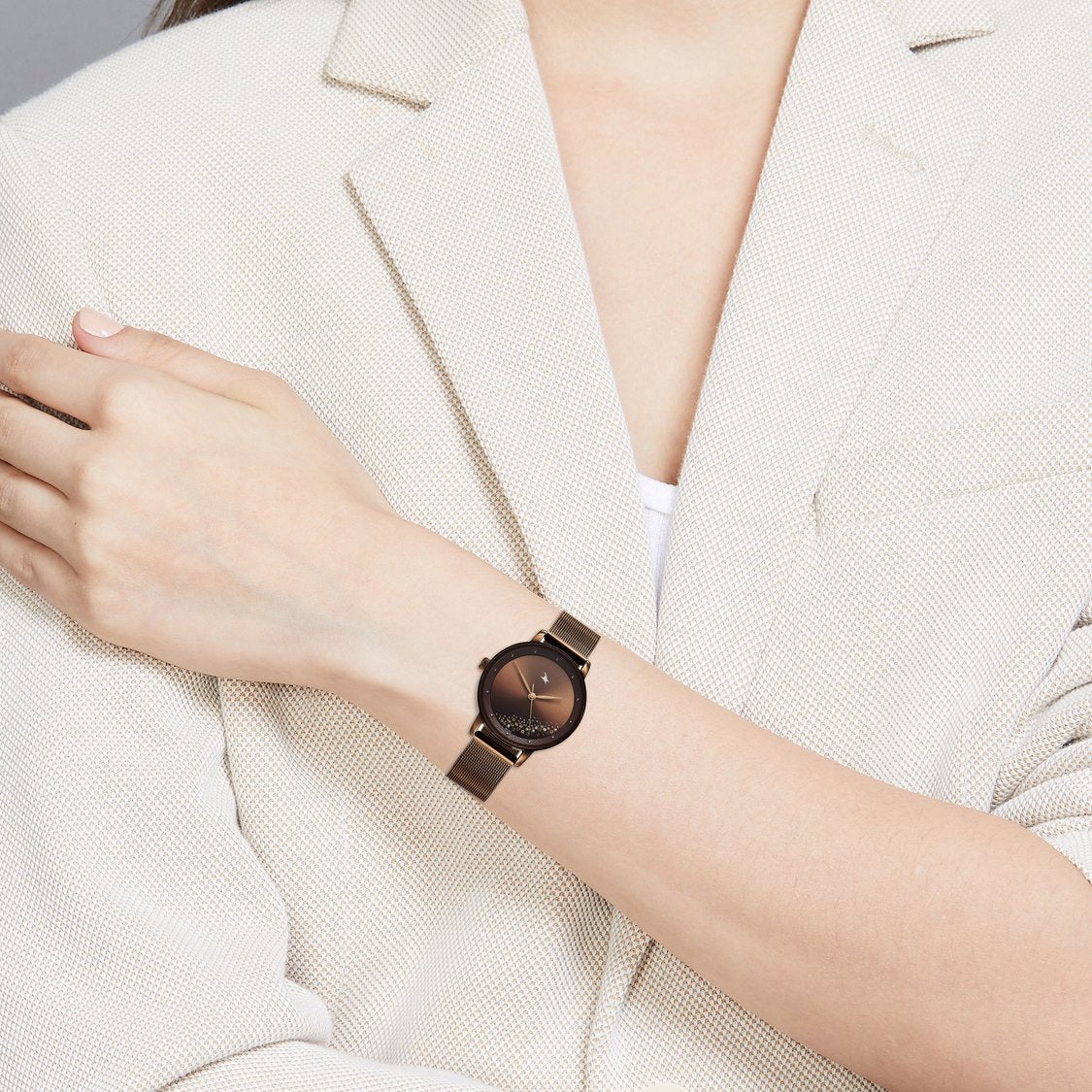 Fastrack Style Up Quartz Analog Watch For Girls 6206qm01