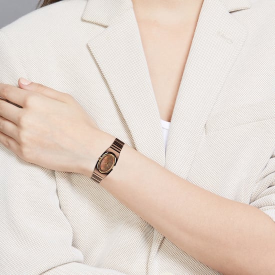 Fastrack UFO Quartz Analog Watch For Girls 6318km02