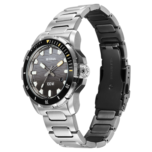 Titan Zero Hour Diver's 100m Quartz Analog Watch For Men - 10067KM01