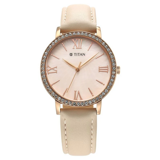 Titan Purple Style Up Quartz Analog Pink Dial Leather Strap Watch for Women 95236WL01
