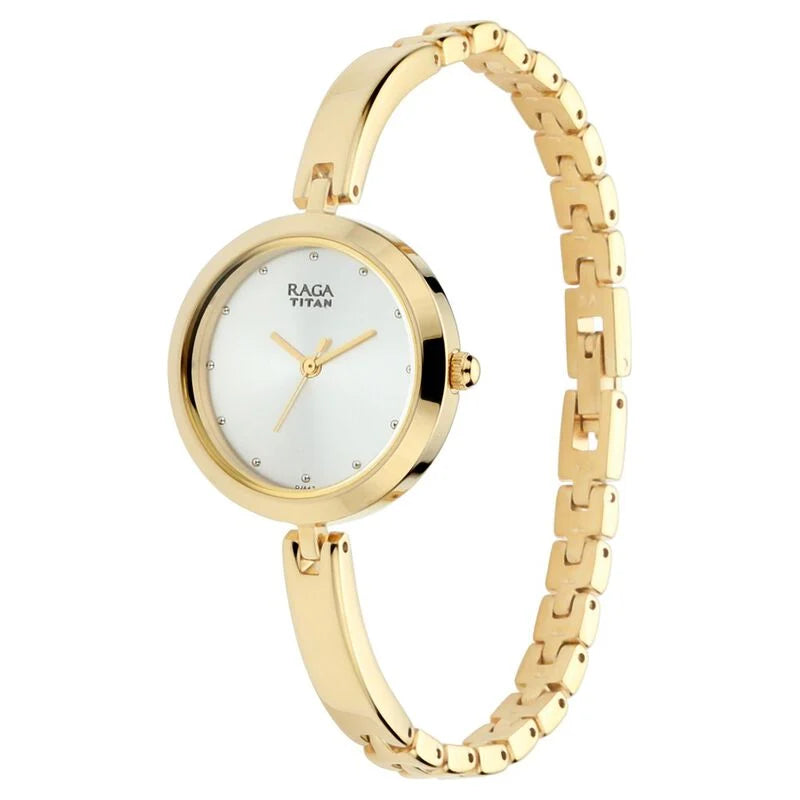 Titan Raga Viva Silver Dial Women Watch With Metal Strap  2606YM04