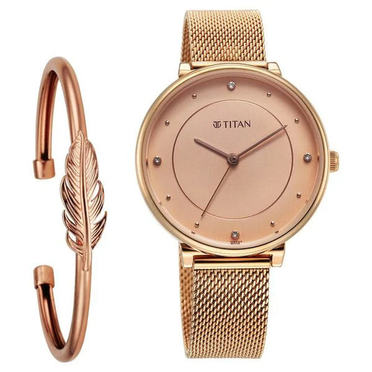 Titan Purple Stackables Quartz Analog Pink Dial Stainless Steel Strap Watch for Women 2673wm04f