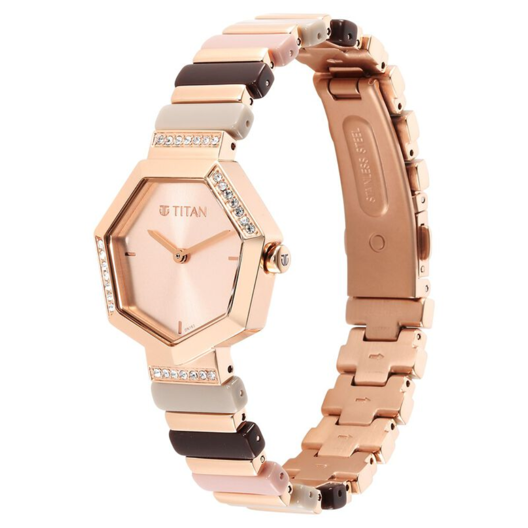 Titan Glitz Rose Gold Dial Analog Metal watch for Women - 95207WD01