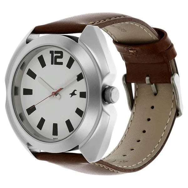 Fastrack Quartz Analog White Dial Leather Strap Watch for Guys 3117SL01