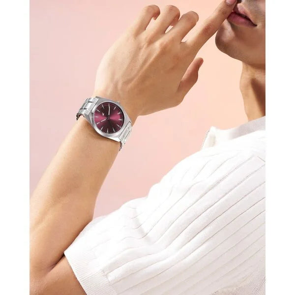Fastrack Stunners X Quartz Analog Maroon Dial Stainless Steel Strap Watch For Guys 38162sm01