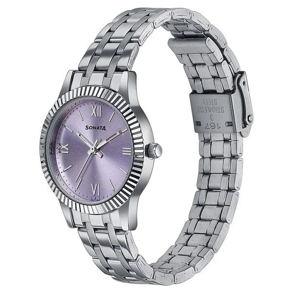Premium looking versatile women's watch from Ease by Sonata 8202SM03W