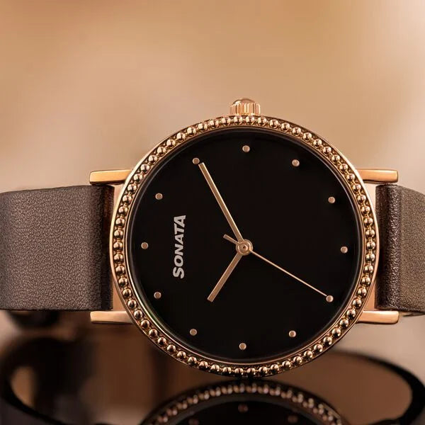 Sonata Quartz Analog Black Dial Black Leather Strap Watch For Women NT87066wl01
