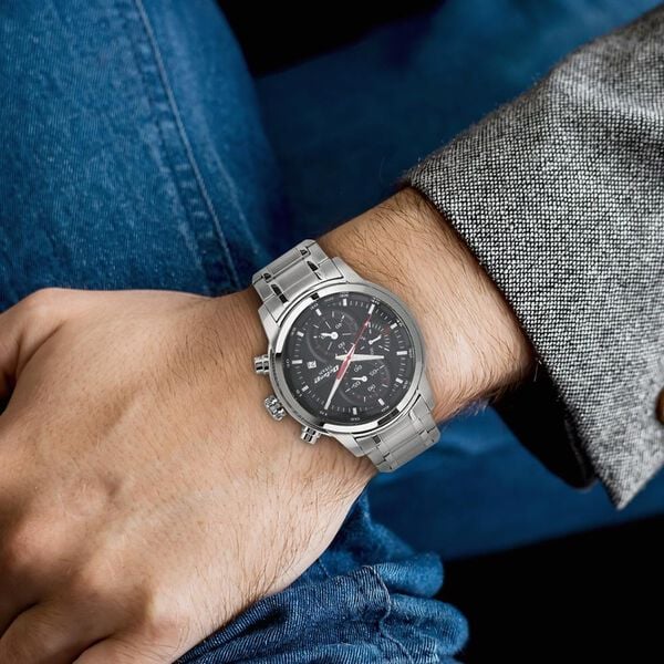 Titan Octane Chrono watch for Men 90086sm01