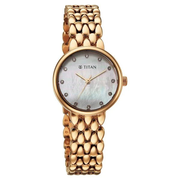 Titan Glamour Quartz Analog Watch For Women 95374wm01
