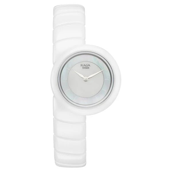 Titan Raga Chic Glam Quartz Analog Watch For Women 95391kc01