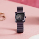 Vyb Diva By Fastrack Quartz Analog Watch For Girls fv60100qm01w