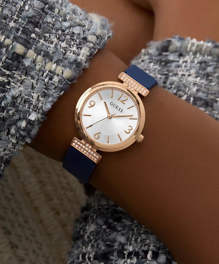 GUESS Silicone Analog 28 mm Watch GW0912L3