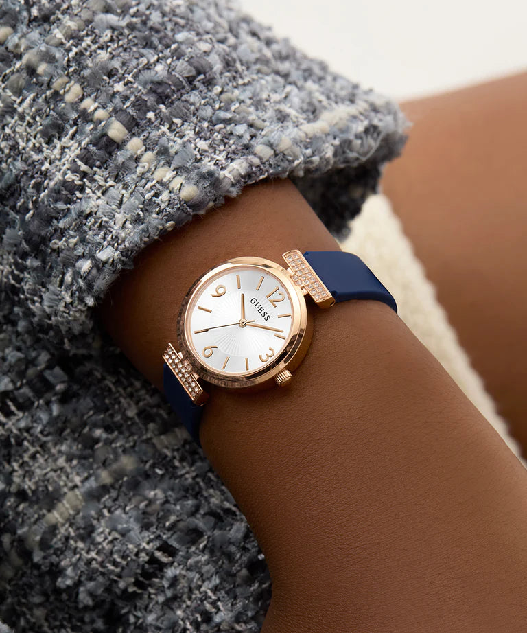 GUESS Silicone Analog 28 mm Watch GW0912L3