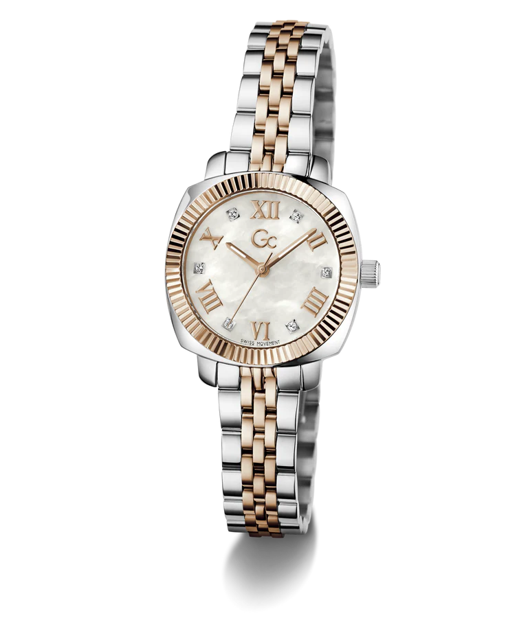 Gc Flair Coussin Mini Quartz Women 28 mm Z73002L1