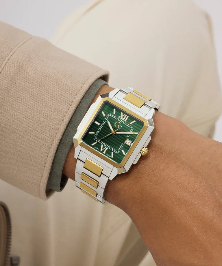 Gc Squarecut Quartz Men 41 mm Z74004G9