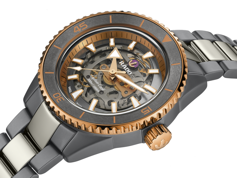 RADO Captain Cook High-Tech Ceramic Skeleton R32148162