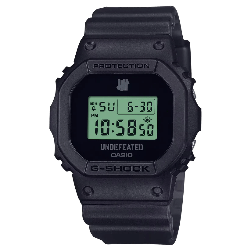 Casio G - SHOCK DWE - 5600UD - 1DR - G1653