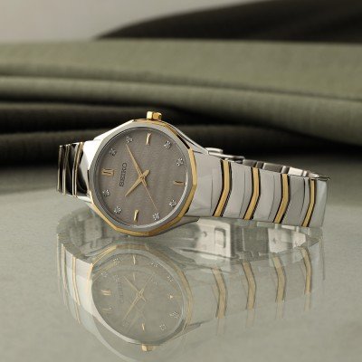 Seiko Classic Quartz Women 29.6 mm SUR616P1 - KRISHNA WATCH COMPANY